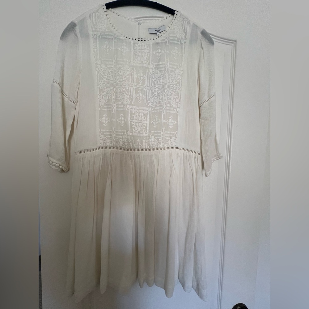 SUNCOO Cream knee length with Sleeve Dress in size T0
